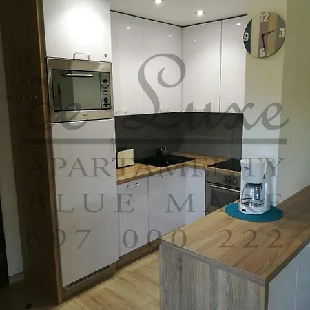 De Luxe Blue Mare アパート *