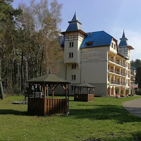 De Luxe Blue Mare アパート *